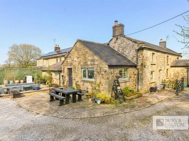 2 bedroom cottage for sale