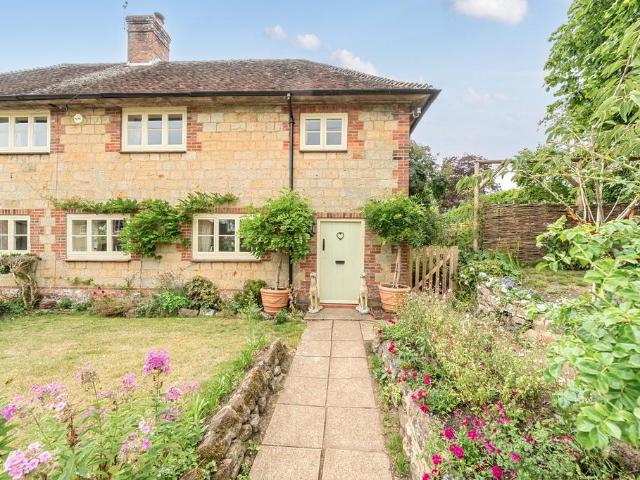 2 bedroom house for sale