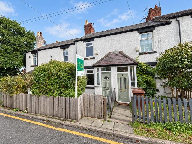 2 bedroom cottage for sale