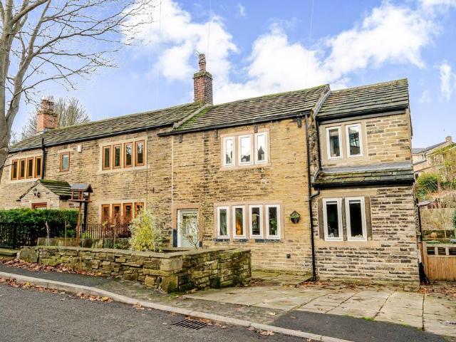 2 bedroom cottage for sale