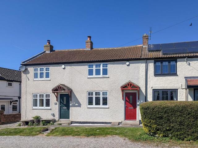 2 bedroom cottage for sale