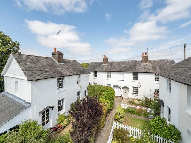 2 bedroom cottage for sale