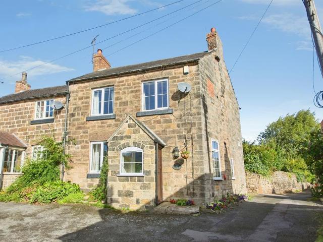 2 bedroom cottage for sale