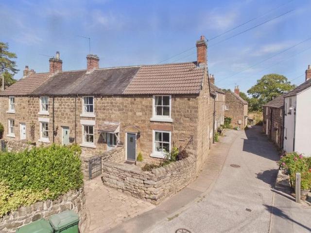 2 bedroom cottage for sale