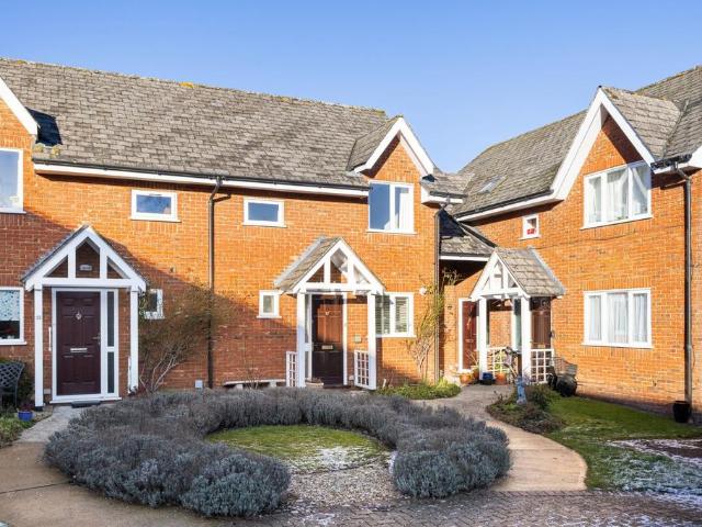 2 bedroom cottage for sale