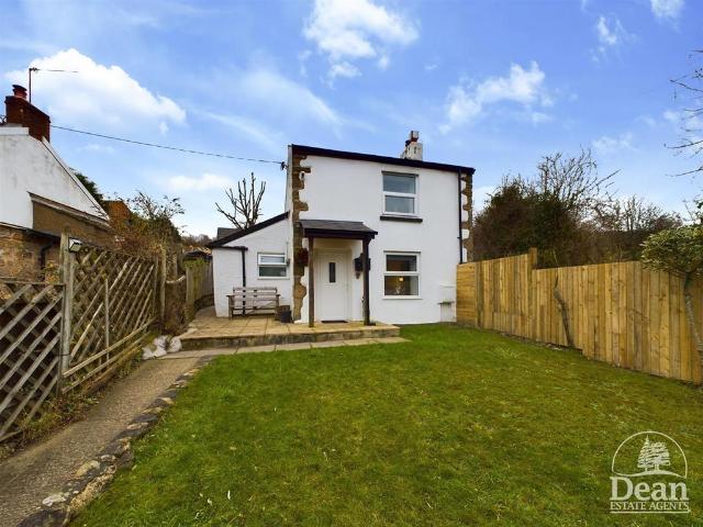 2 bedroom cottage for sale