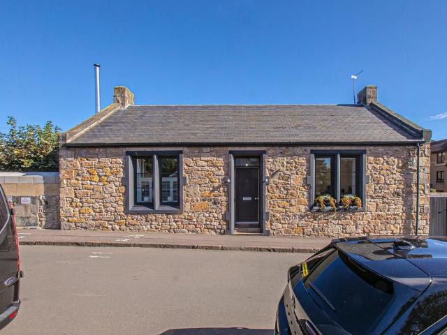 2 bedroom cottage for sale