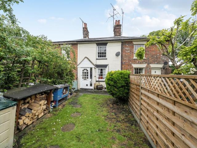 2 bedroom cottage for sale