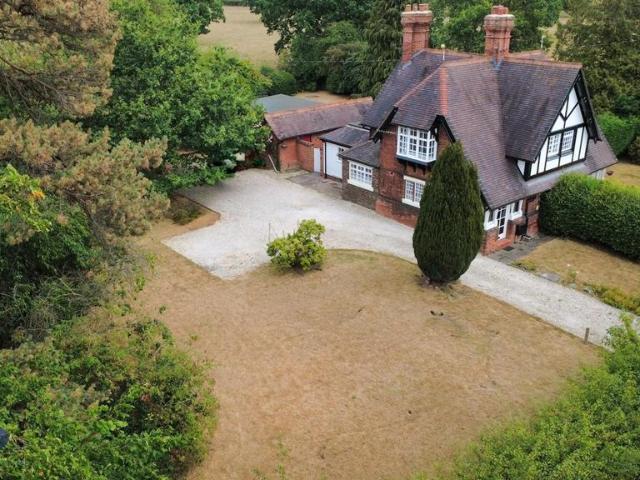 2 bedroom cottage for sale
