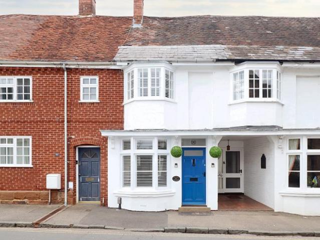 2 bedroom cottage for sale