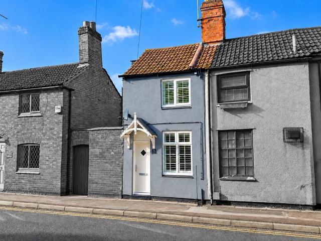 2 bedroom cottage for sale