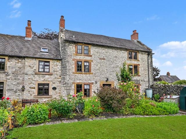2 bedroom cottage for sale