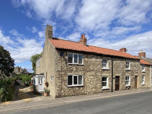 2 bedroom cottage for sale