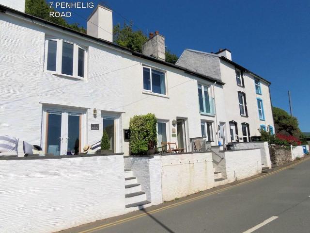 2 bedroom cottage for sale