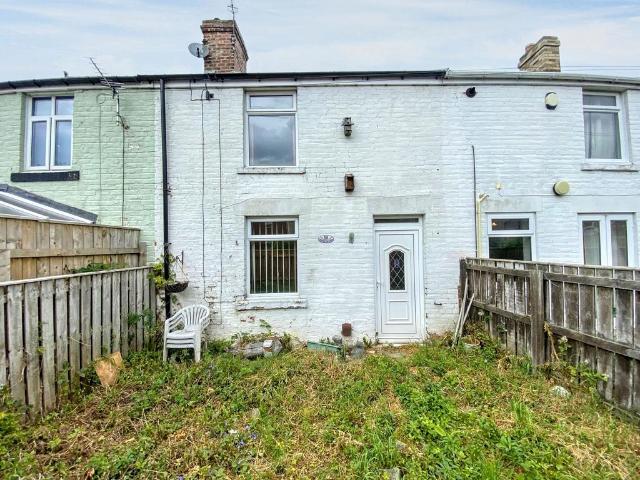 2 bedroom cottage for sale