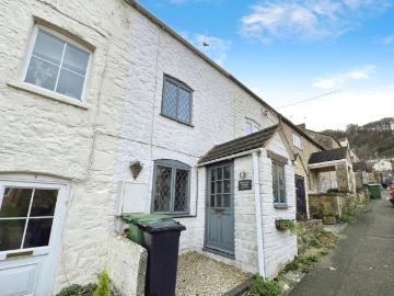 2 bedroom cottage for sale