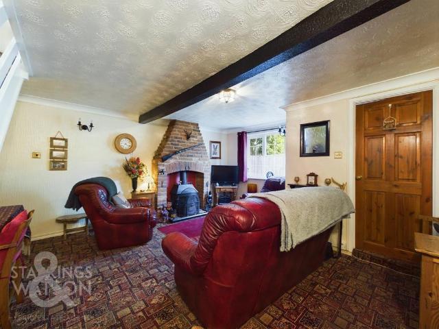 2 bedroom cottage for sale