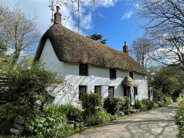 2 bedroom cottage for sale