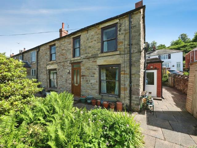 2 bedroom cottage for sale