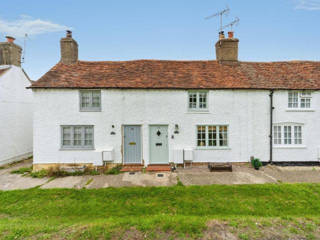 2 bedroom cottage for sale