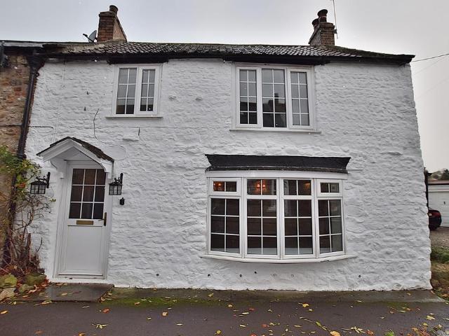 2 bedroom cottage for sale