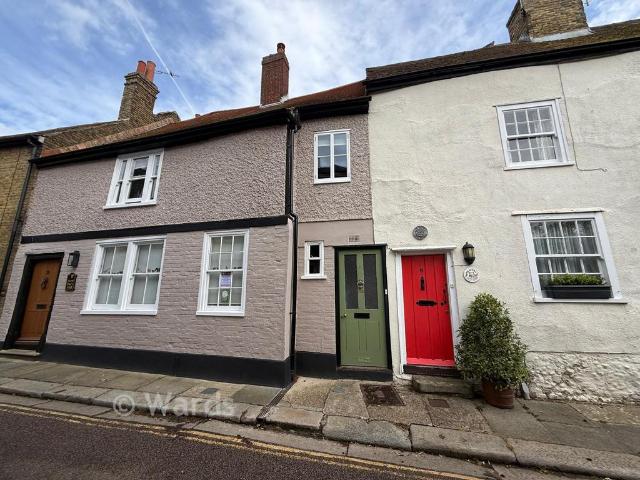 2 bedroom cottage for sale