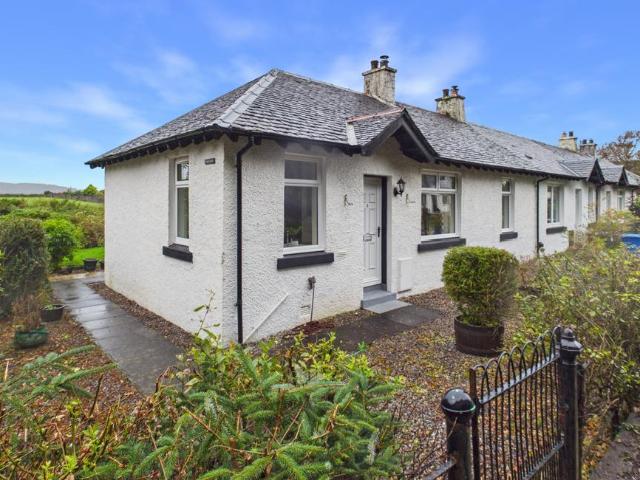 2 bedroom cottage for sale