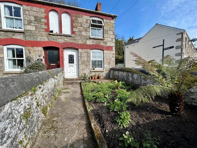 2 bedroom cottage for sale