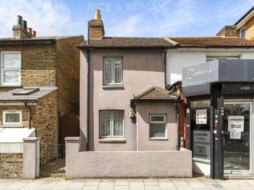 2 bedroom cottage for sale