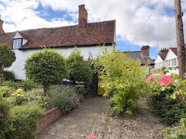 2 bedroom cottage for sale