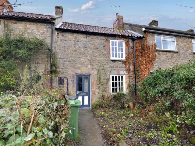 2 bedroom cottage for sale