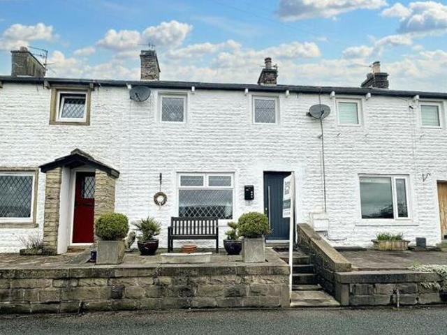 2 Bedroom Cottage For Sale In Barnoldswick Road