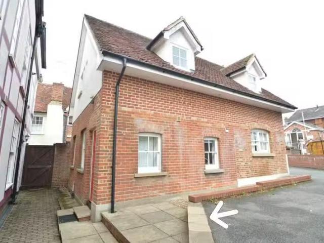 2 bedroom cottage for rent in Broom Hill, Halstead, CO9
