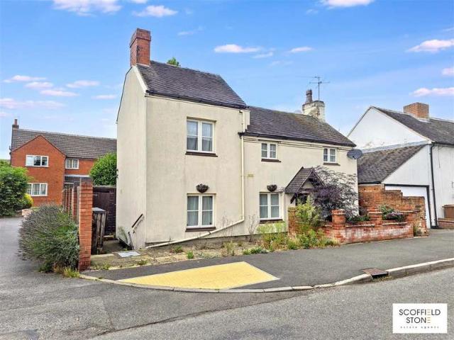 2 Bedroom Cottage House