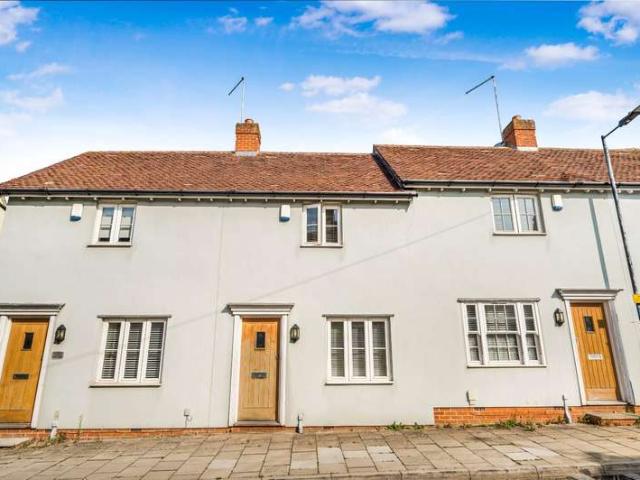 2 Bedroom Cottage House