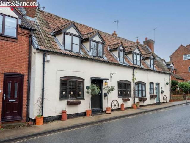 2 Bedroom Cottage House
