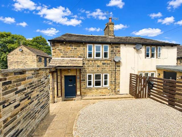 2 Bedroom Cottage House