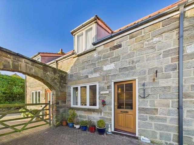 2 Bedroom Cottage House