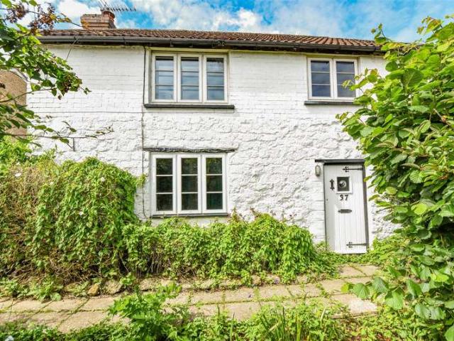 2 Bedroom Cottage House