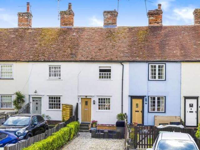 2 Bedroom Cottage House
