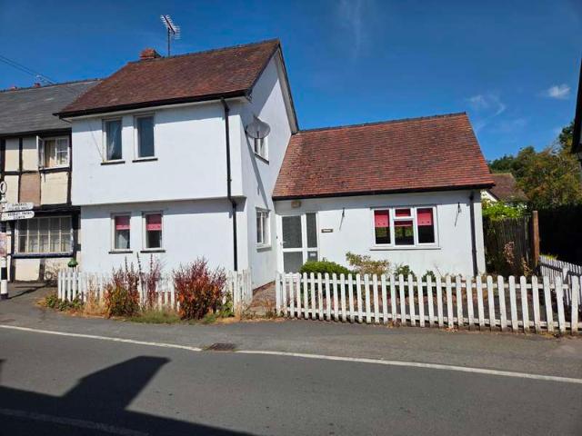 2 Bedroom Cottage House