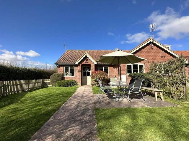 2 Bedroom Cottage House