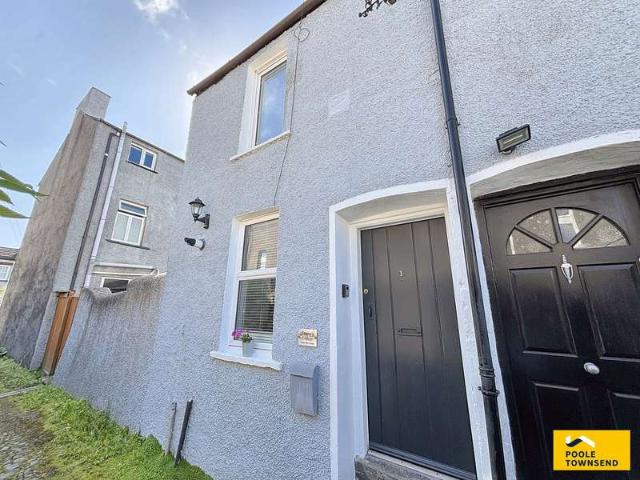 2 Bedroom Cottage House
