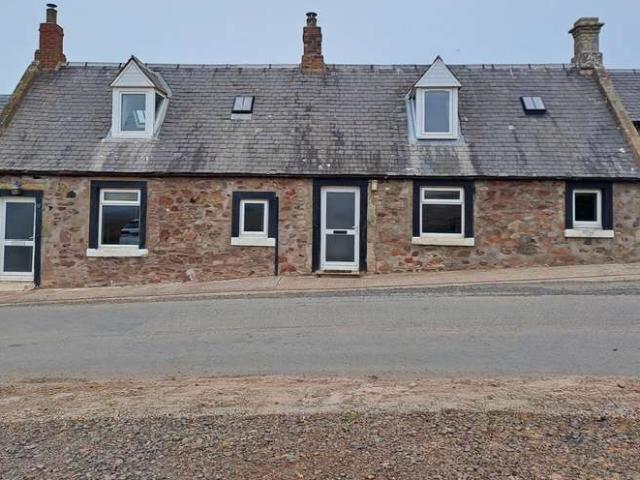 2 Bedroom Cottage House