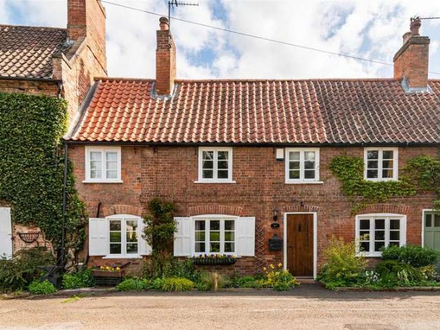 2 Bedroom Cottage House