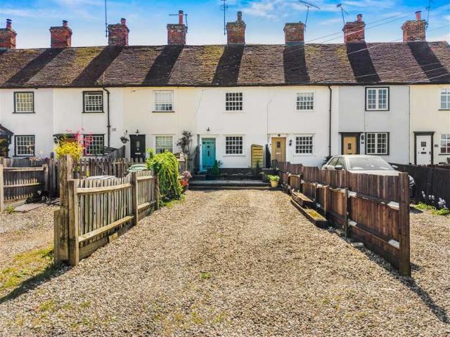 2 Bedroom Cottage House