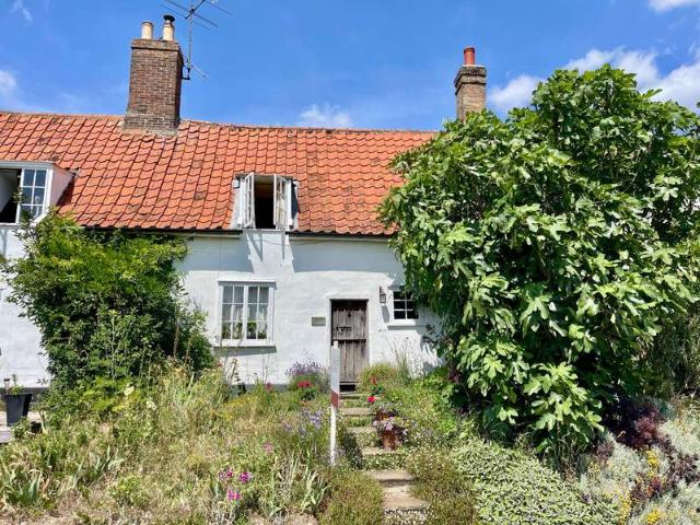 2 Bedroom Cottage House