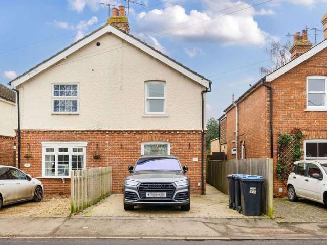 2 Bedroom Cottage House