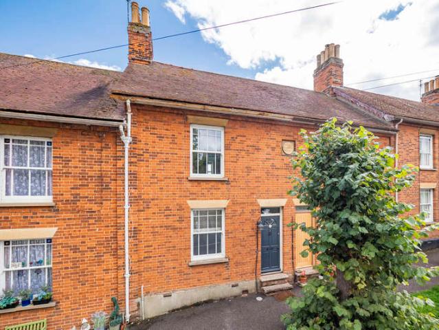 2 Bedroom Cottage House