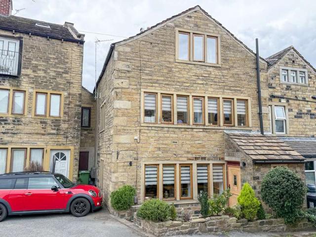 2 Bedroom Cottage House